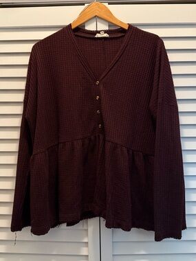 In Bloom Textured Knit Peplum Top - Deep Wine